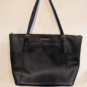 Michael Kors tote